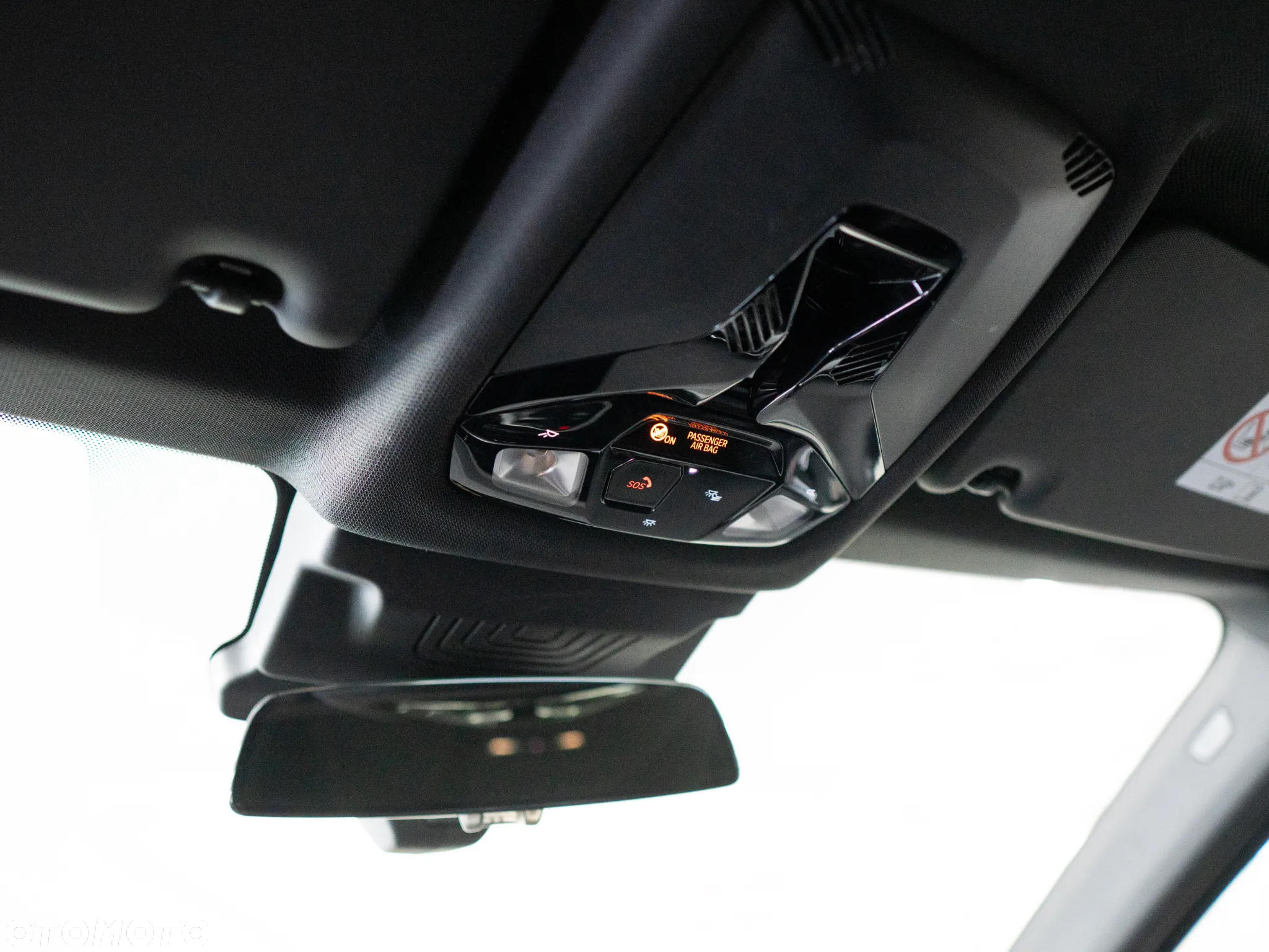 BMW Seria 2 218i - 23
