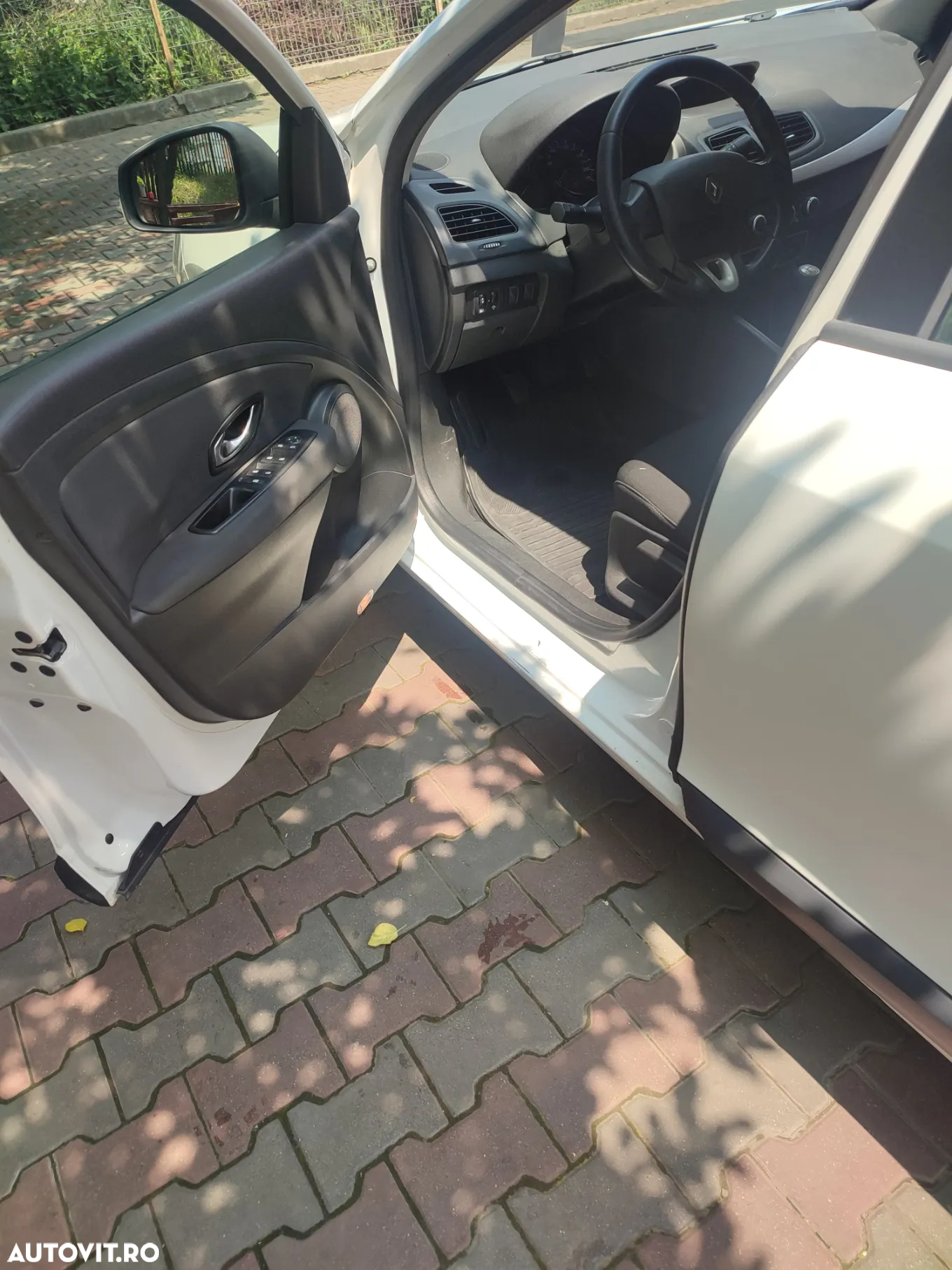 Renault Fluence - 8