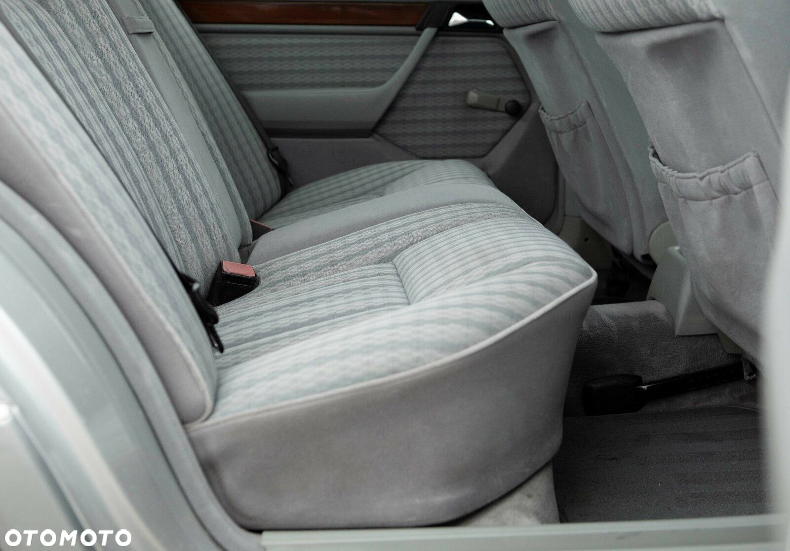 Mercedes-Benz W124 (1984-1993) - 29