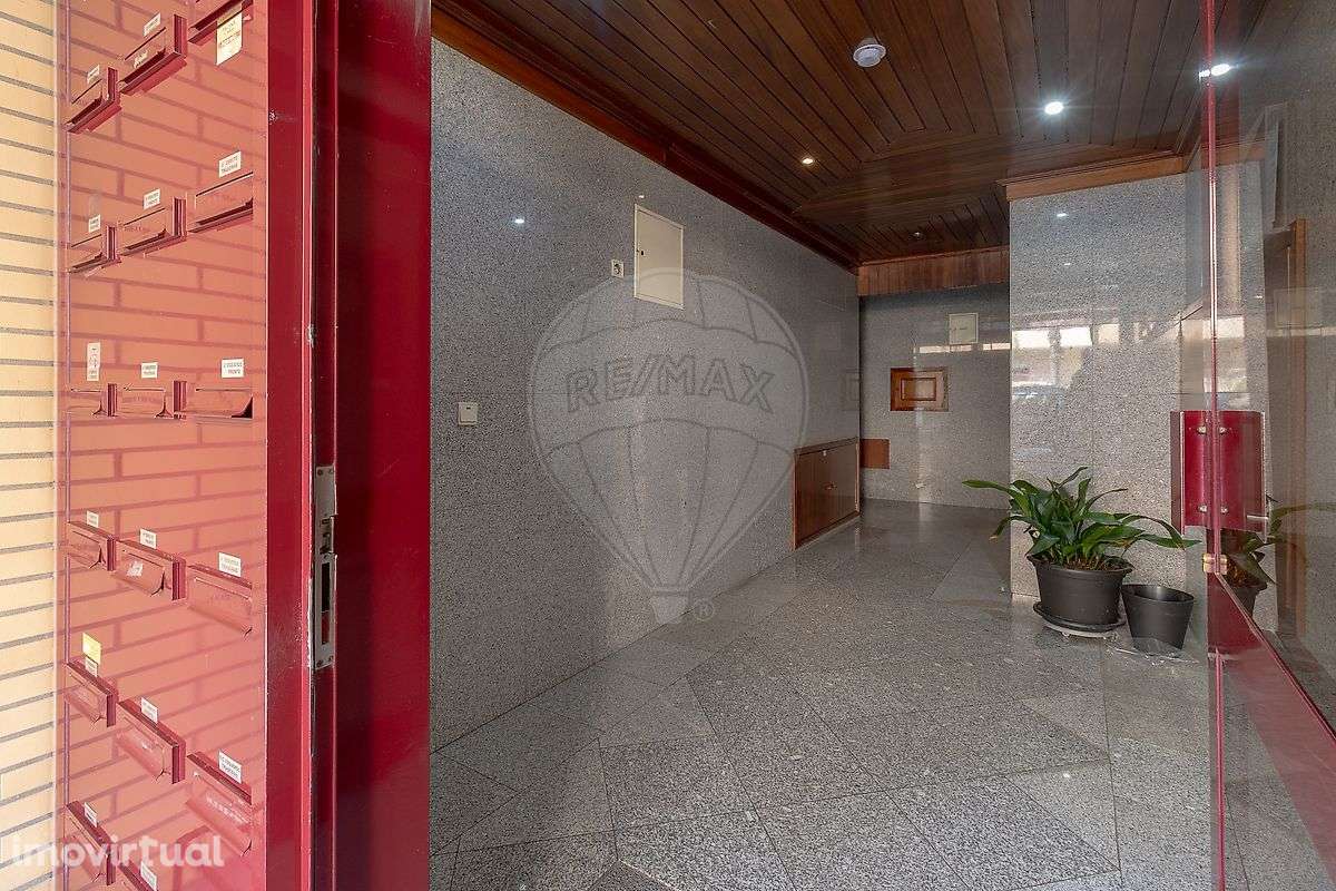 Apartamento T4 para venda - Grande imagem: 3/32