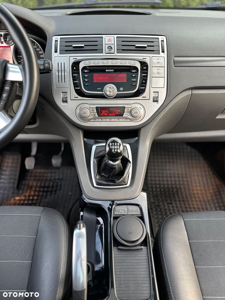 Ford Kuga 2.0 TDCi 4x4 Titanium - 20