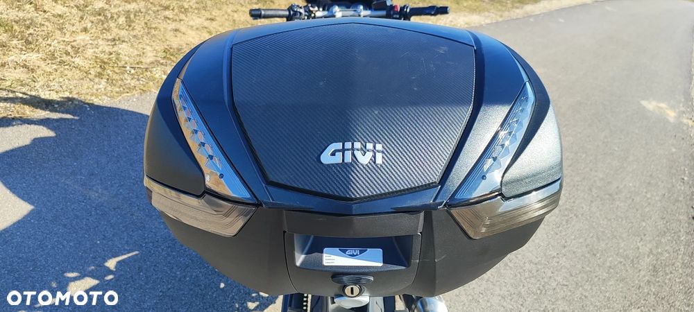 Yamaha FZ - 15