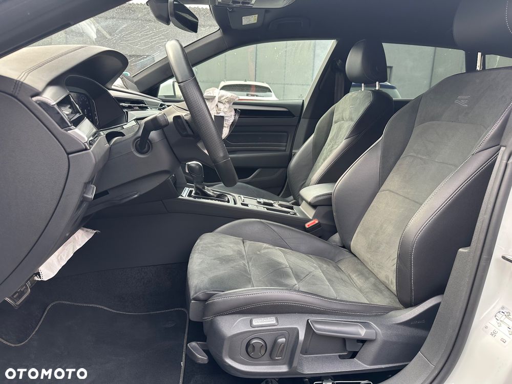 Volkswagen Arteon 2.0 TDI SCR DSG R-Line - 18