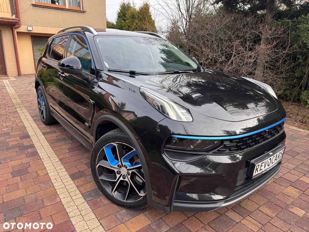 Lynk & Co 01 - 1