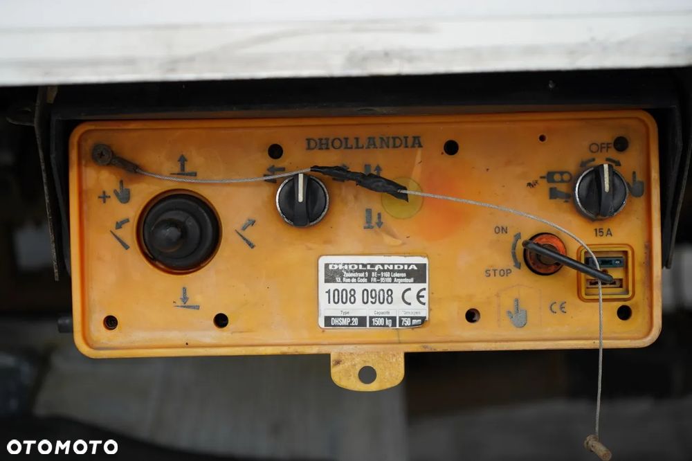 Schmitz Cargobull / CHŁODNIA / THERMO KING /  WINDA DHOLLANDIA / KOSZ NA PALETY / SAF - 15