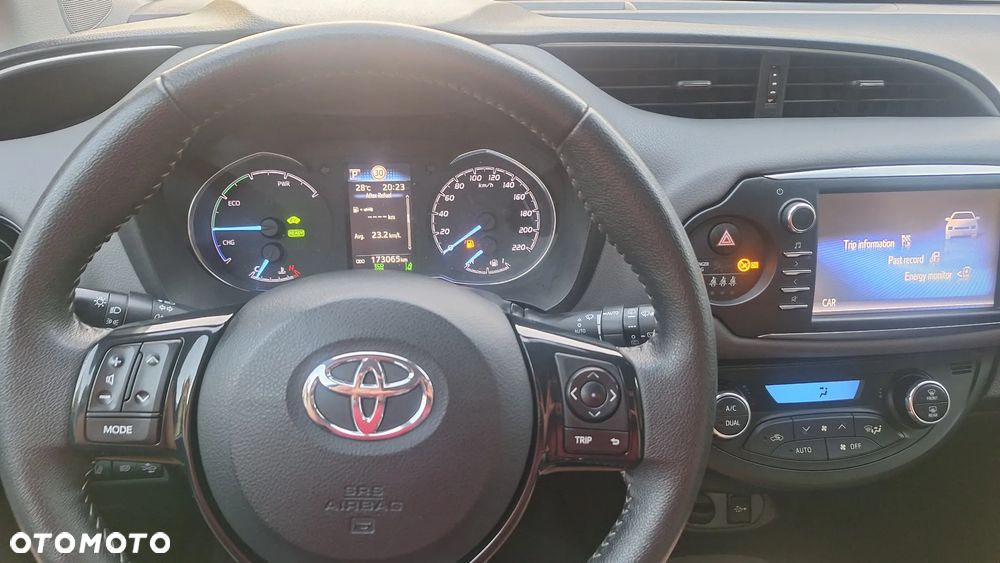 Toyota Yaris 1.5 VVT-i Style Selection - 21
