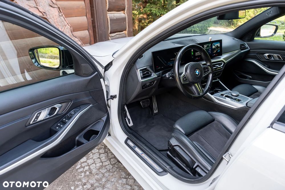 BMW Seria 3 320d xDrive mHEV M Sport - 23