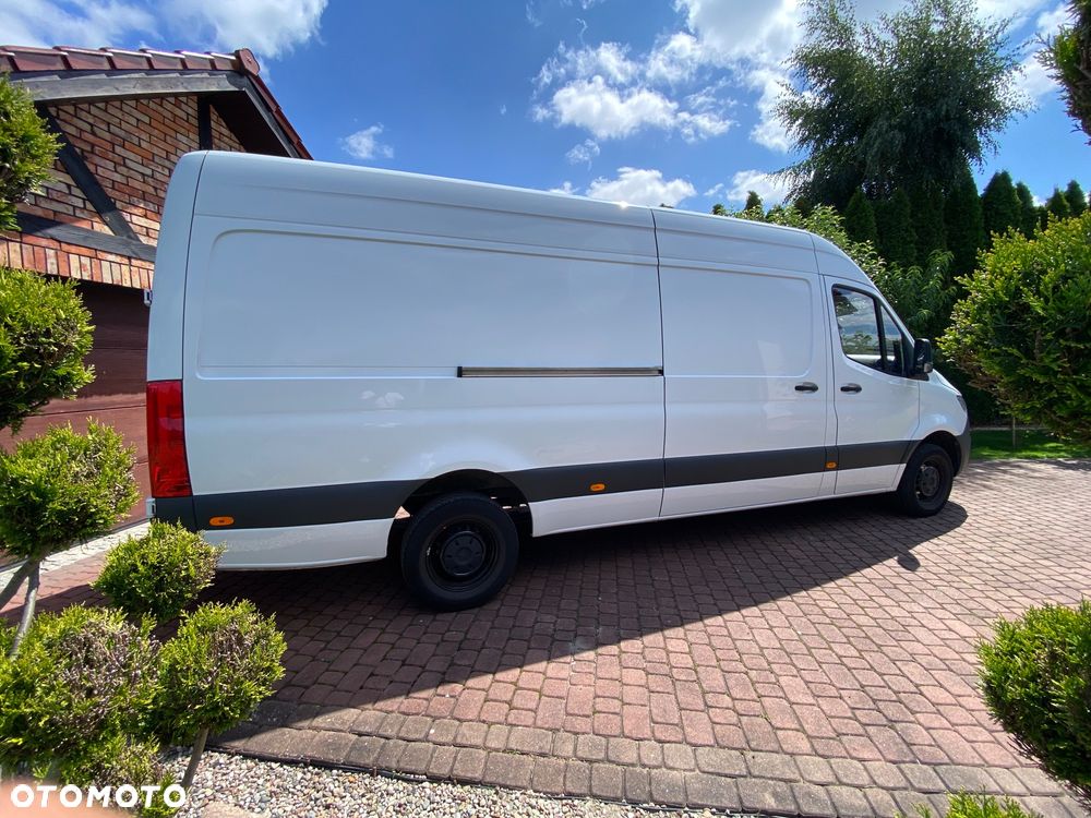 Mercedes-Benz SPRINTER 319 L3H2 - 4