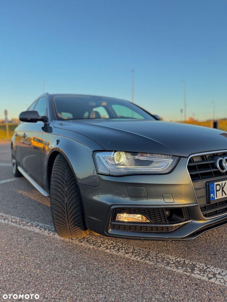 Audi A4 Avant 2014 photo 2