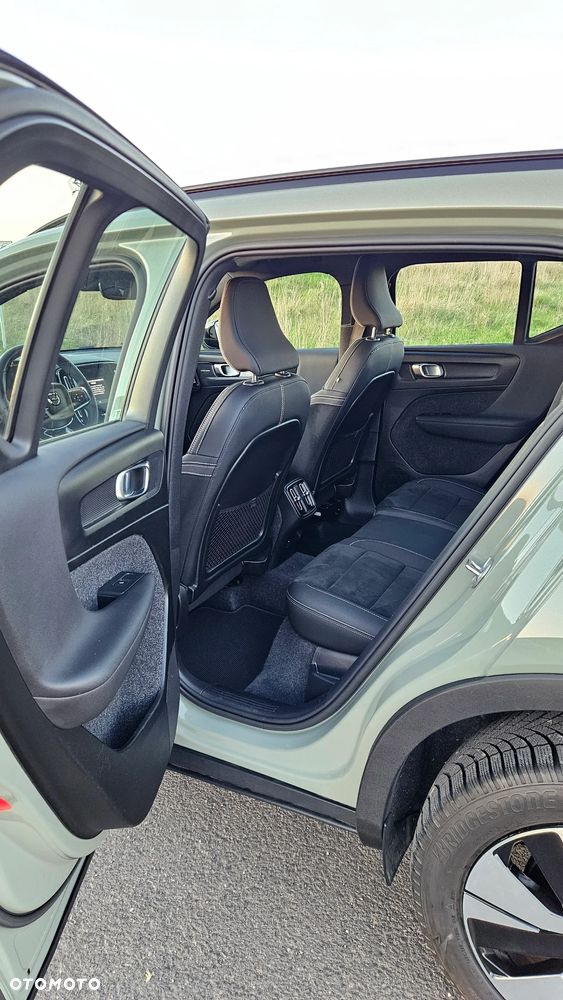 Volvo XC 40 B3 Plus Bright - 14