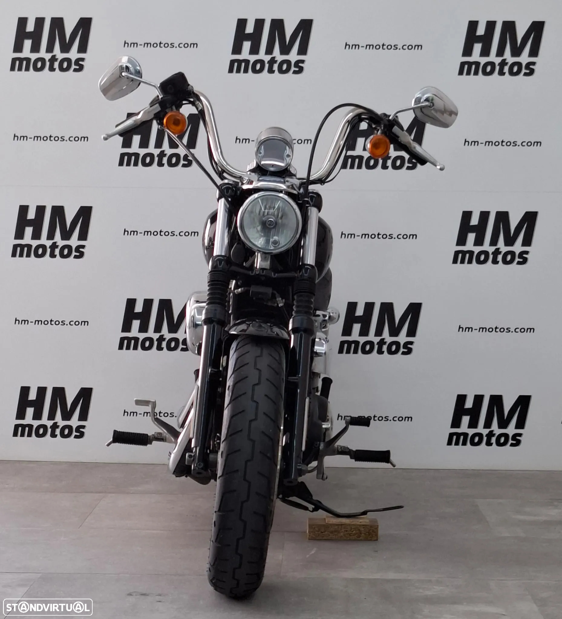 Harley-Davidson XL 1200 CUSTOM - 3