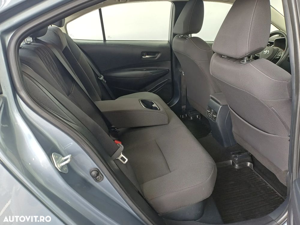 Toyota Corolla Sedan 1.8 HSD Dynamic - 23
