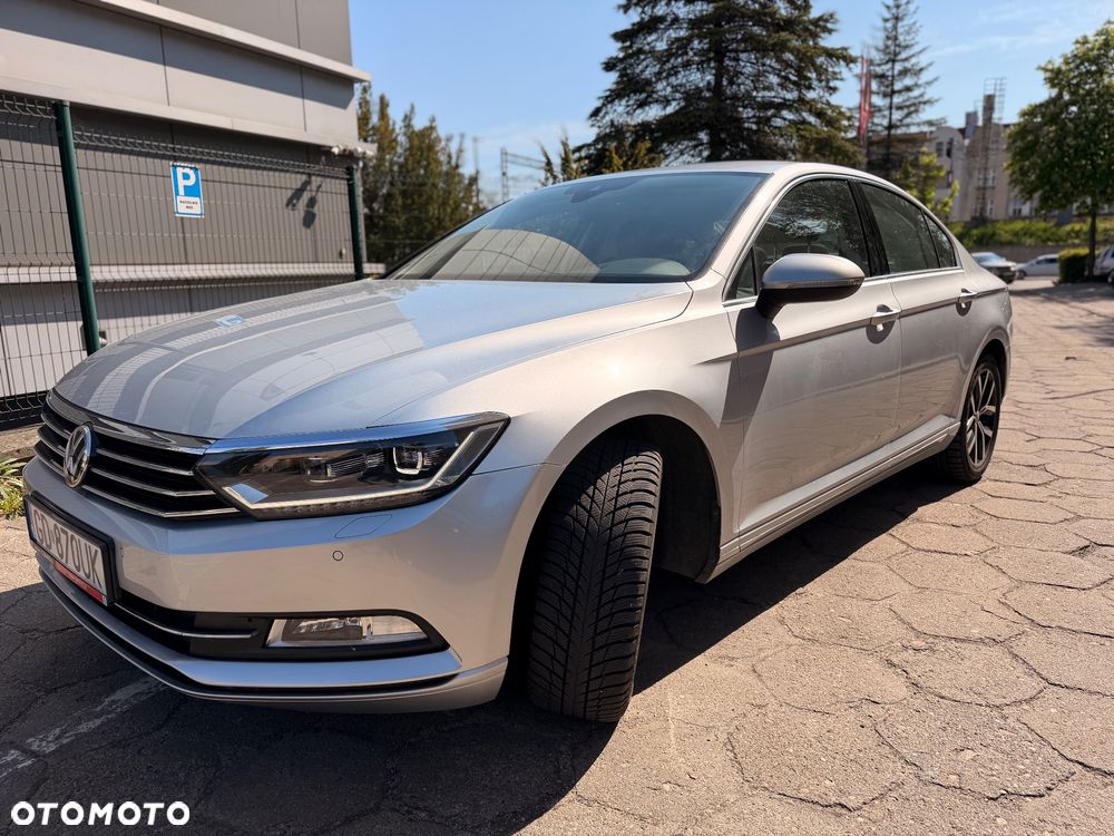 Volkswagen Passat 1.8 TSI BMT Comfortline - 1
