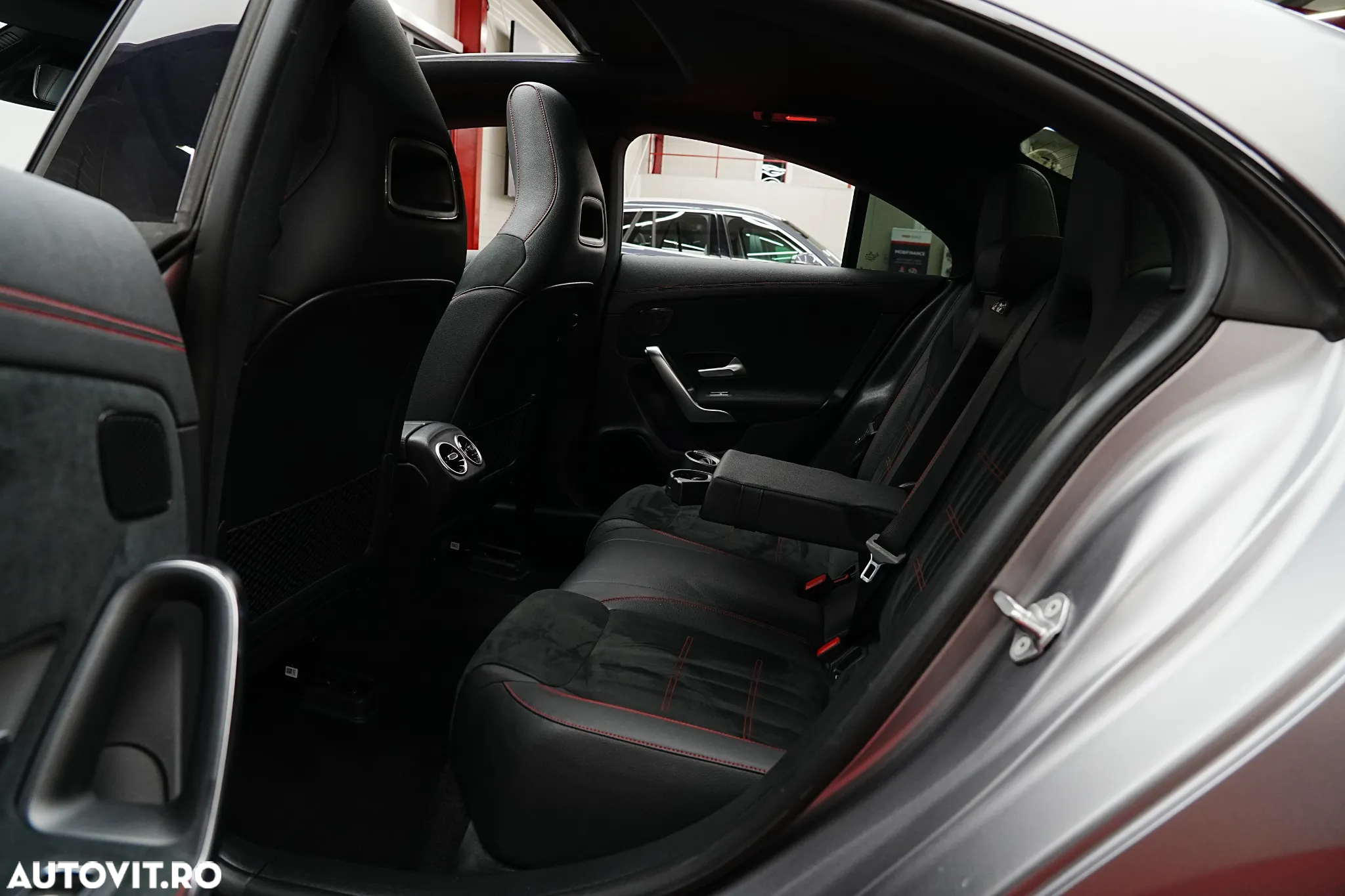 Mercedes-Benz CLA 180 7G-DCT AMG Line Advanced Plus - 8