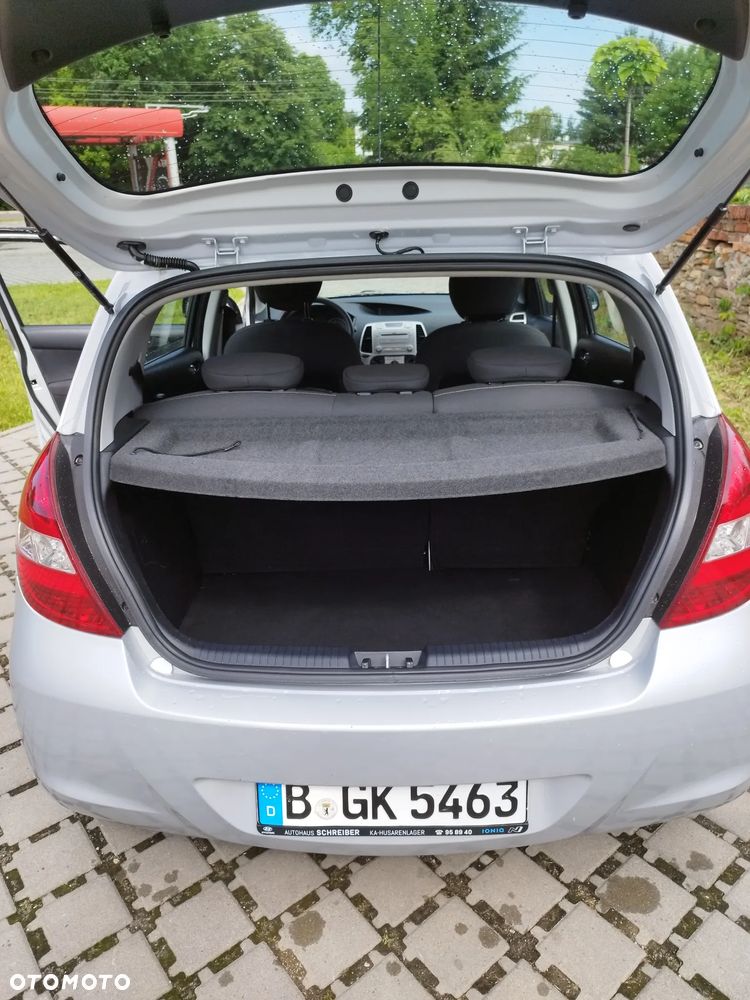 Hyundai i20 - 15