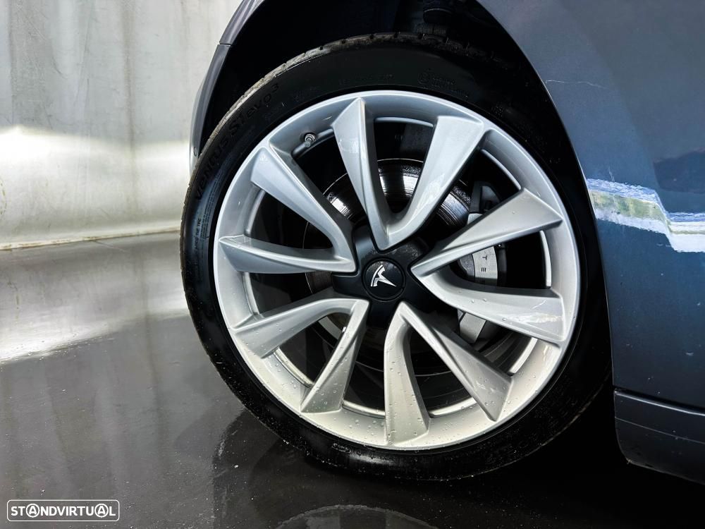 Tesla Model 3 Long-Range Dual Motor AWD - 48