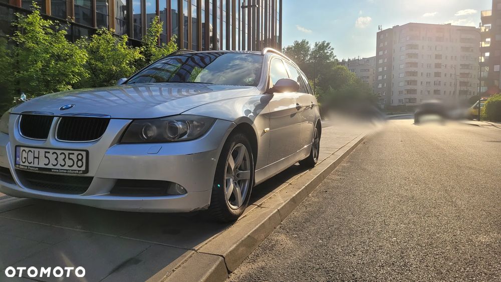BMW Seria 3 320d DPF - 18