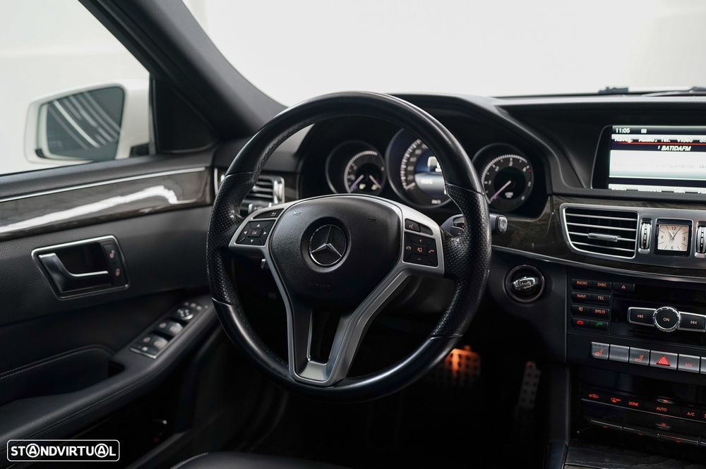 Mercedes-Benz E 220 BlueTEC Avantgarde Auto. - 22