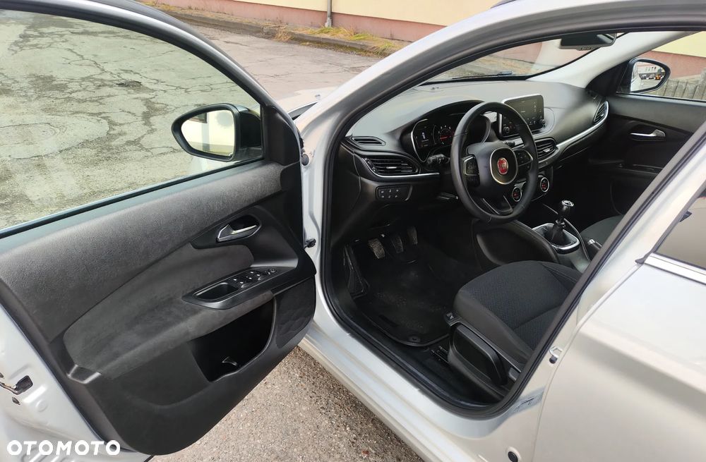 Fiat Tipo 1.4 T-Jet Lounge - 15