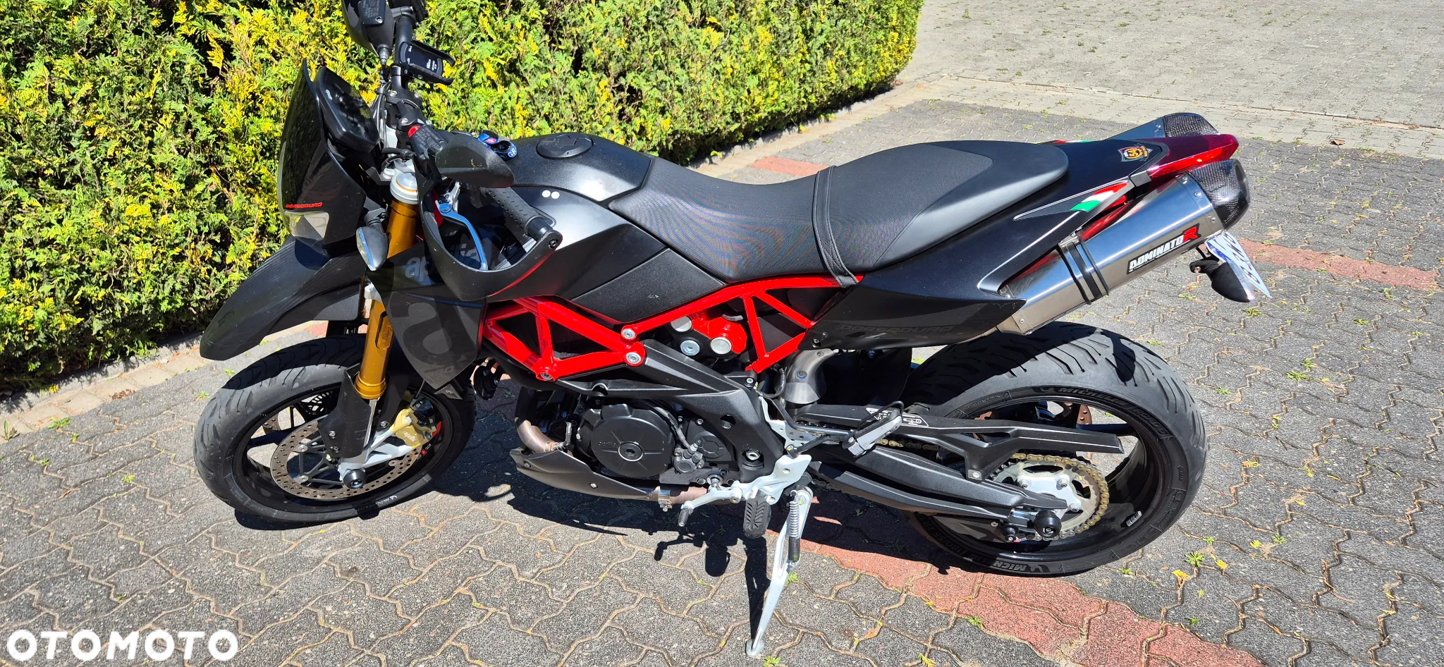 Aprilia Dorsoduro - 12