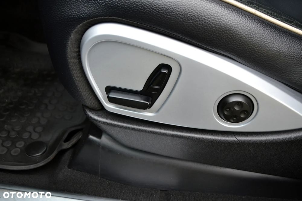 Mercedes-Benz ML - 27