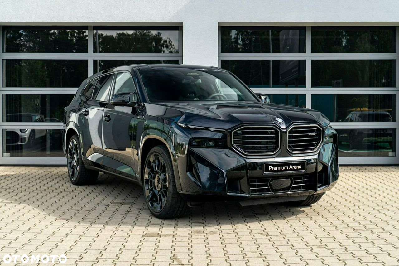 BMW XM - 4