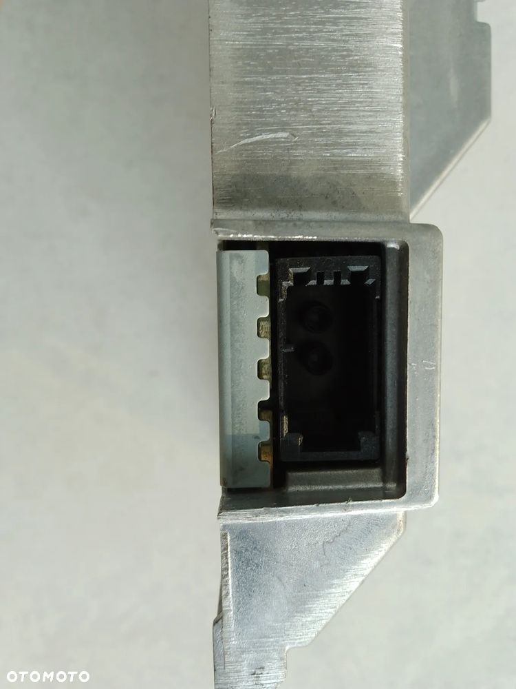 AUDI A4 B9 A5 WZMACNIACZ 8W0035465 BANG B&O - 5