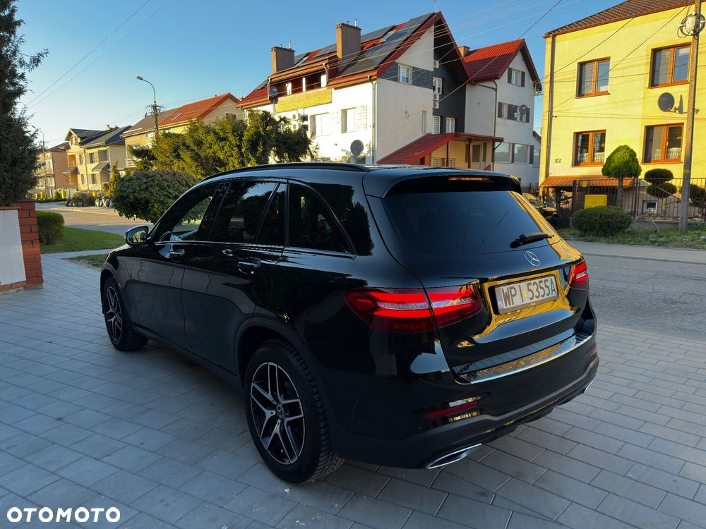 Mercedes-Benz GLC - 7