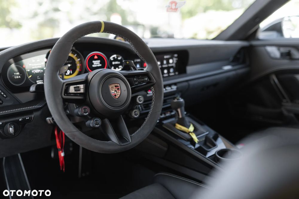 Porsche 911 - 22
