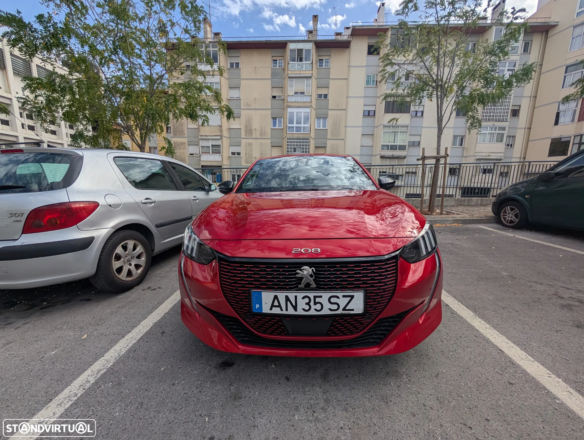 Peugeot 208 - 13