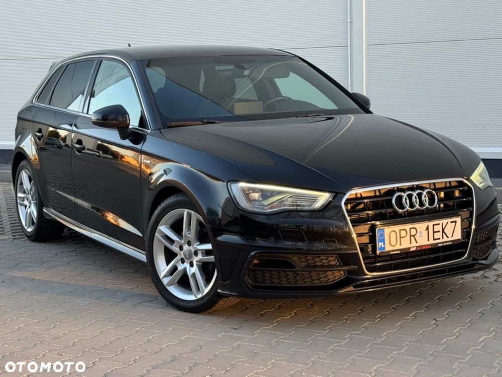 Audi A3 Sportback 2.0 TDI (clean diesel) S tronic S line Sportpaket - 2