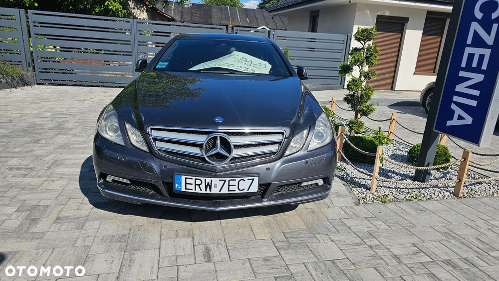 Mercedes-Benz Klasa E 350 CDI BlueEff - 9