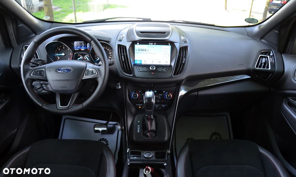 Ford Kuga 2.0 TDCi FWD ST-Line - 26