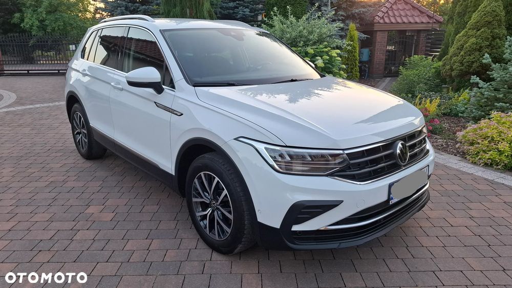 Volkswagen Tiguan 2.0 TDI SCR Life DSG - 2