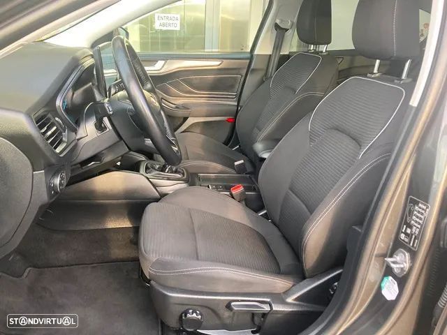 Ford Focus 1.0 EcoBoost Hybrid ACTIVE DESIGN - 33