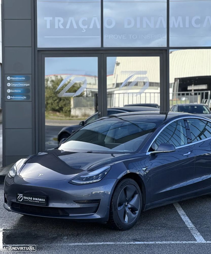 Tesla Model 3 Standard Range Plus RWD - 3