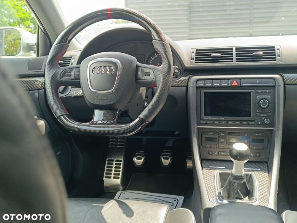 Audi RS4 Avant Avant - 8