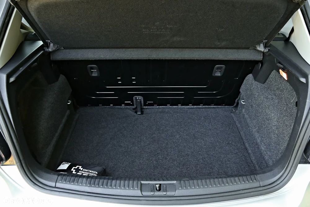 Volkswagen Polo 1.2 TDI Black/Silver Edition - 29