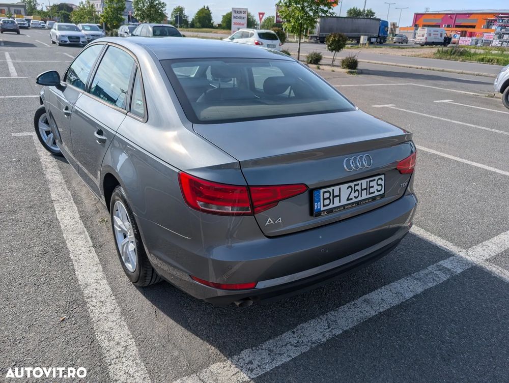 Audi A4 2.0 TDI S tronic - 4