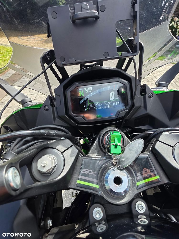 Kawasaki Ninja 1000 SX - 8