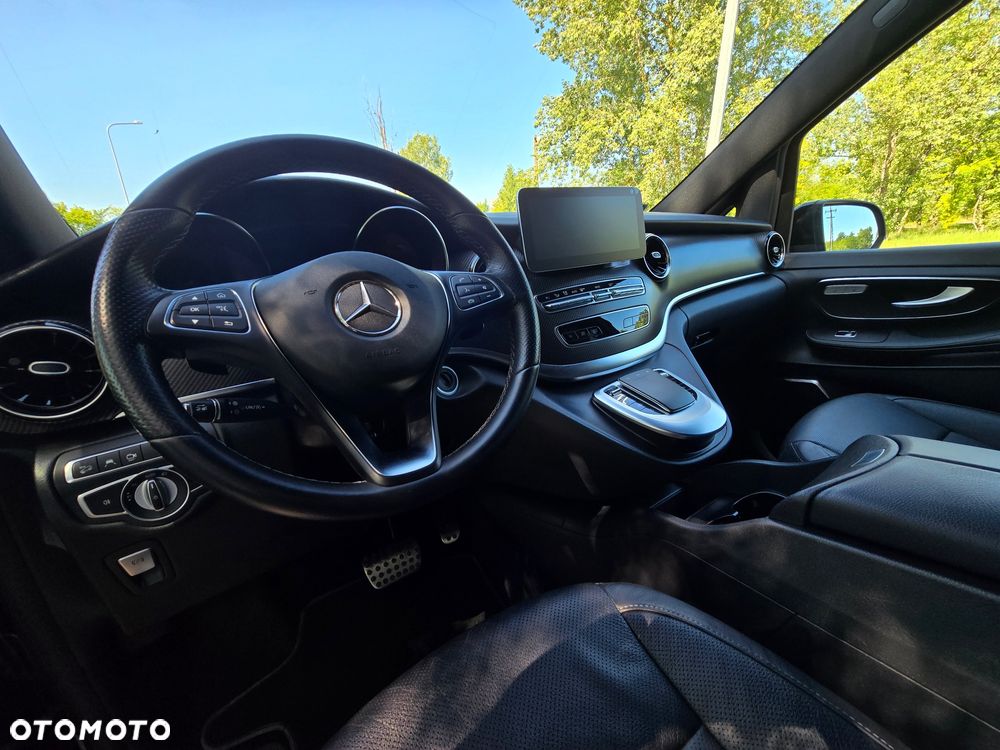 Mercedes-Benz Klasa V 300 d 4-Matic Avantgarde 9G-Tronic (długi) - 31