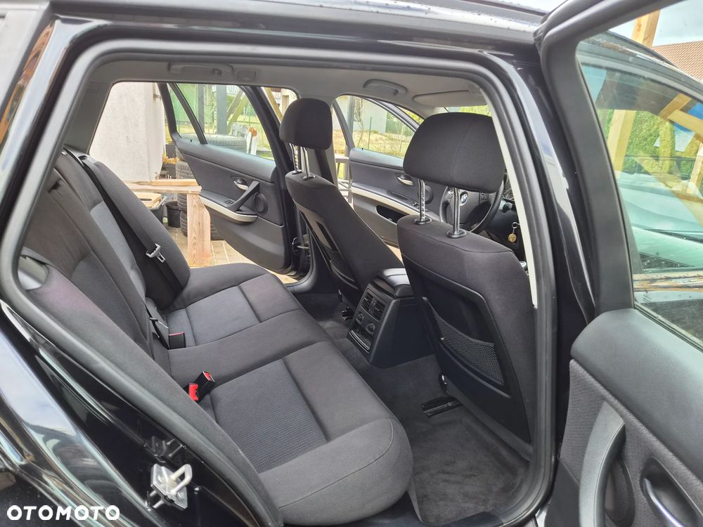 BMW Seria 3 320d - 14