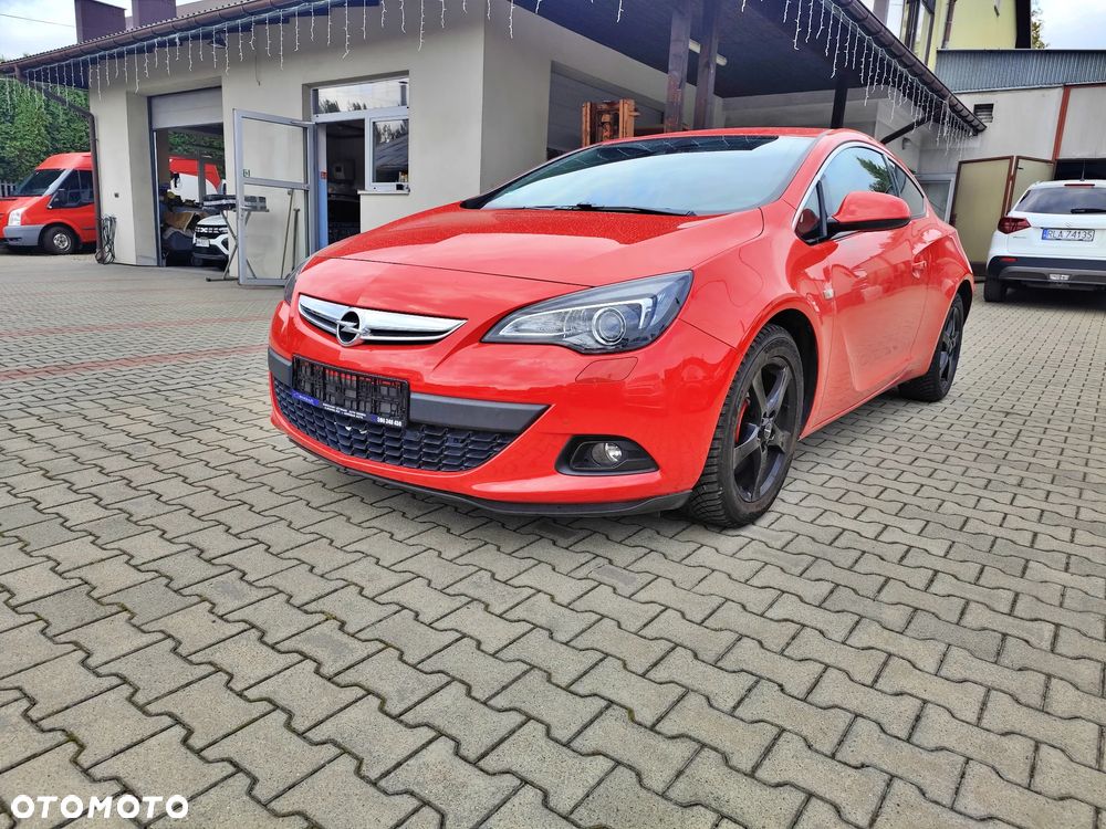 Opel Astra 1.6 Turbo Edition - 2
