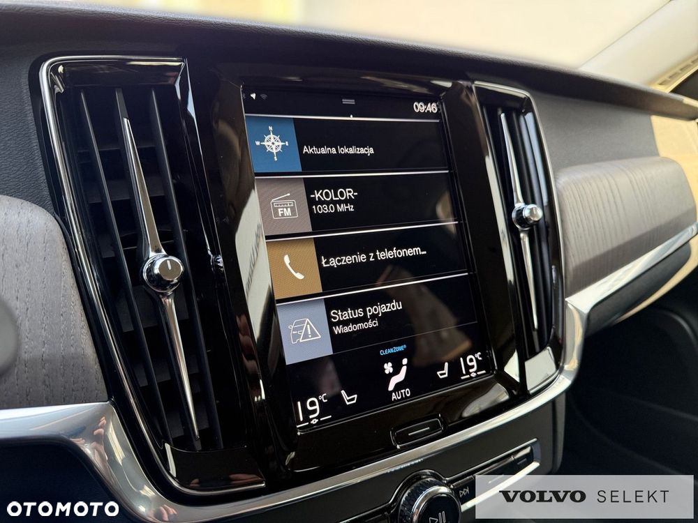 Volvo V90 Cross Country - 19