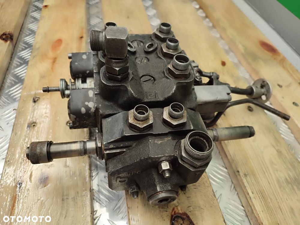 Rozdzielacz hydrauliczny 644300080 Schaffer 690T - 8