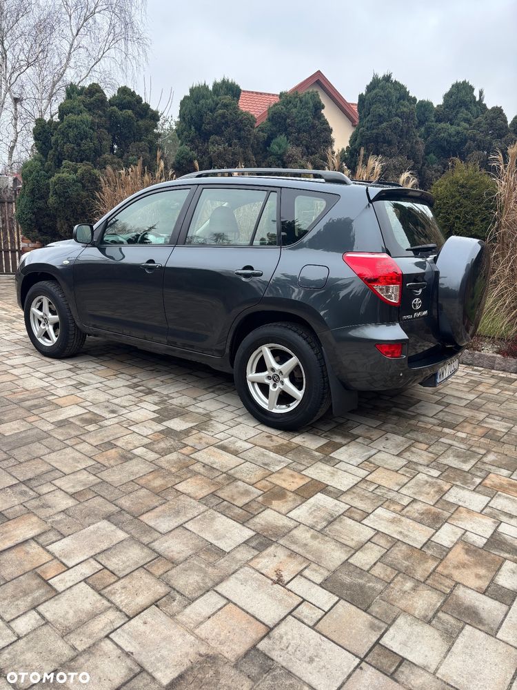Toyota RAV4 2.0 VVT-i Sol - 11
