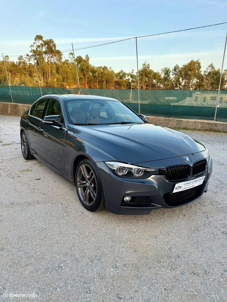 BMW 330 e iPerformance M Sport - 4