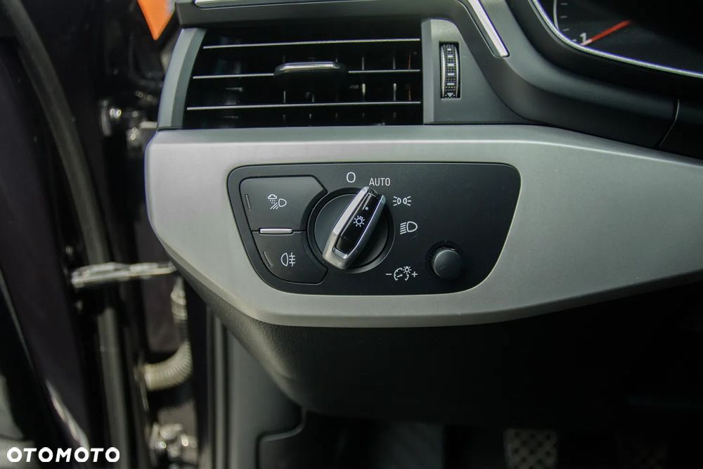Audi A4 Avant - 25