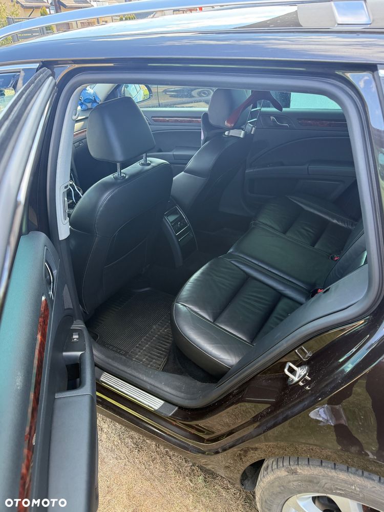 Skoda Superb 2.0 TDI Business DSG - 9