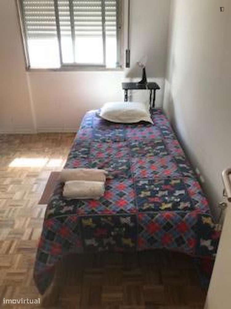 Quarto - localizado em Lisbon - Grande imagem: 2/9